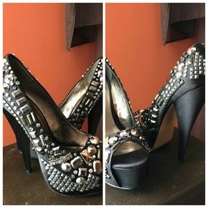 Rhinestone shoes size 9